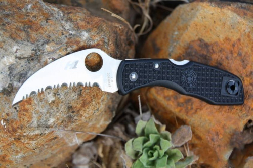 Складной нож Spyderco Tasman Salt™ 106SBK фото 9 Складной нож Spyderco Tasman Salt™ 106SBK фото 9