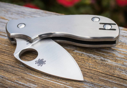 Складной нож Spyderco Squeak Titanium 154TIP фото 7 Складной нож Spyderco Squeak Titanium 154TIP фото 7