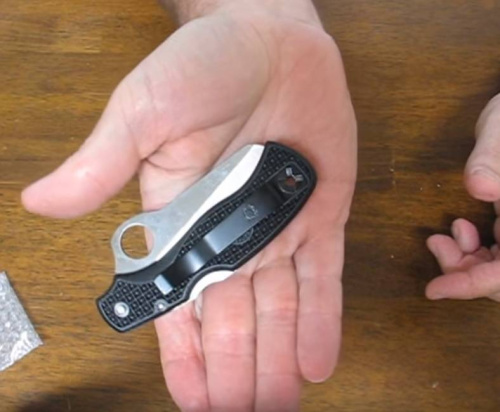 Складной нож Spyderco Rescue 79 mm 45SBK фото 5 Складной нож Spyderco Rescue 79 mm 45SBK фото 5