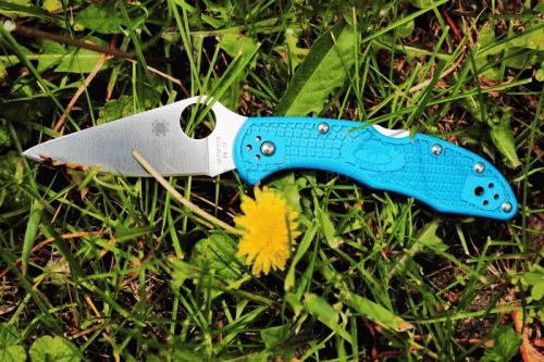 Складной нож Spyderco Delica 4 Flat Ground - 11FPBL фото 5 Складной нож Spyderco Delica 4 Flat Ground - 11FPBL фото 5